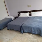 Hotel Os Carballos