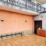 A Conda-Habitacion Privada