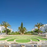 Soleado Apartamento en Segunda Planta con Vistas a la Piscina en La Torre Golf - AE1422