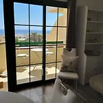 Charmantes und gemütliches Appartement mit Balkon und Meerblick