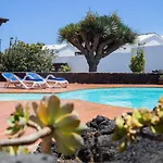 Casa Lola Lanzarote Piscina Climatizada Y Wifi Free