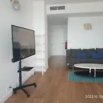 Bonito apartamento con piscina cerca de la playa.