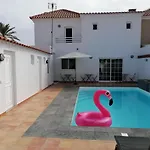 Casa Reina