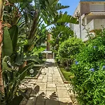 Beautiful Apartment In Playa Honda With Kitchen