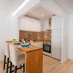 Feines Appartement Mit Hafenblick