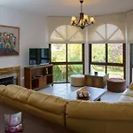 Tess Villa Rio Nilo