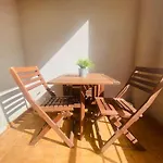 Apartamento De Dos Dormitorios En Almeria.