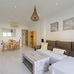 Homeforguest Modern Apartment In The Centre Of Puerto Del Rosario