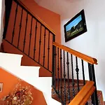 Apartamentos Miguelo, C.B