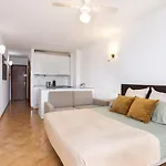 Classbnb - Seafront Studio With Beach View In The Center Of Los Cristianos