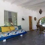 Casa Algarrobo