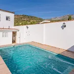 Casa Verde De Elena Benalauria By Ruralidays