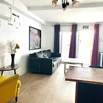 Flower Beach Suite 14
