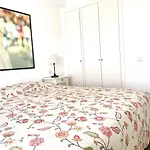 Flower Beach Suite 14