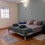 Vegan Guesthouse Finca Pereila