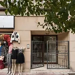 Atico Con Terraza Y Chimenea Junto A Universidad