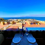 Apartamento con piscina en la Playa de Arena