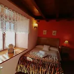 Casa Rural Dera Hont