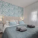 014 Bright And Modern 2 Bed Apt Near Beach