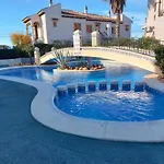 Casa Chloe, Urbanizacion Privada