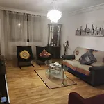 Chalet Adosado Con Garage Y Terreno