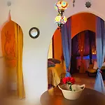 Casas Cueva El Castano