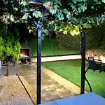 Chalet Adosado Con Garage Y Terreno