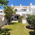 Tropicana Townhouse, 2 Bedroom Next To The Pool