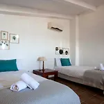 Apartamentos Turisticos Lobelia Suites