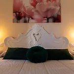 Apartamentos FAMORCAS Centro A y B