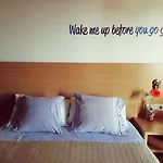 Hotel Mediterrani Express