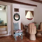 Poqueira House