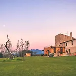 Mas Coquells, Preciosa Masia En Plena Natura