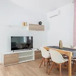Camas casa a 5 min de Sevilla com piscina