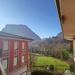 La Casita De Diana Ramales, Plaza Garaje Incluida