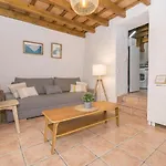 Casita Amarilla