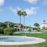 Laja Bermeja, Piscina Y Primera Linea De La Barrosa