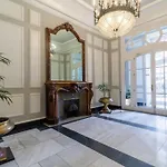 Premium Suite, Puerta Del Sol