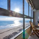 Espacio 16 - Primera Linea Playa