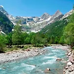 Pirineos Como En Casa