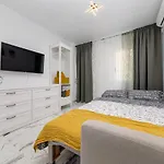 Estudio Caballero De Rodas