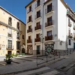 Apartamentos Realejo - Diseno, Confort Y Encanto En El Centro Historico De Granada