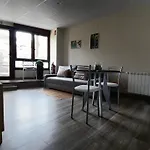 Lapaserina B