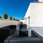 Apartamento Altos De Banus II Momento