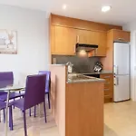 Global Properties, Apartamento Con Terraza Y Piscina En La Playa De Canet
