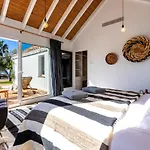 La Finquita - Villa Neuve Super Equipee, Super Confort, Piscine, Jardin, Wi-Fi