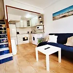 Bonita Casa Al Lado De La Playa En Santa Pola