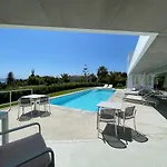 Villa J9