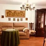 Vivienda Familiar En El Centro De Baeza