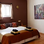 Vegan Guesthouse Finca Pereila